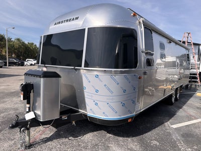 2026 Airstream 28RBQ Base