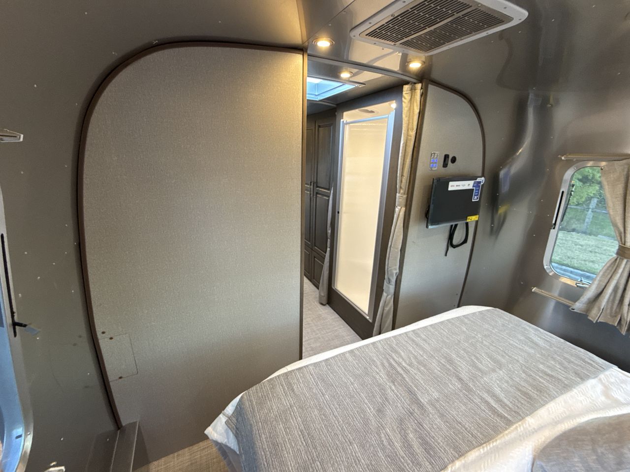 2026 Airstream 30RBQ Base