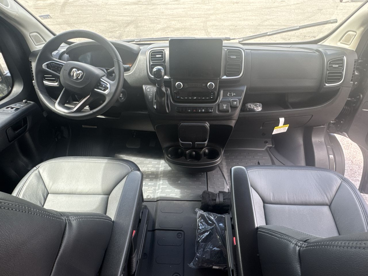 2026 Airstream Rangeline Base