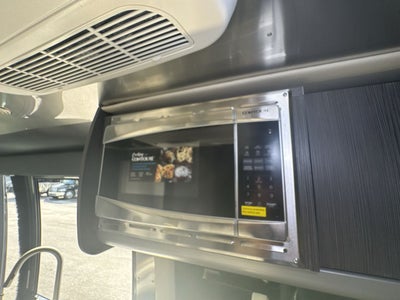 2025 Airstream 19 Base