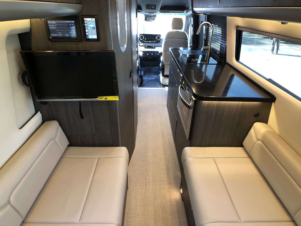 2025 Airstream 24GT Base