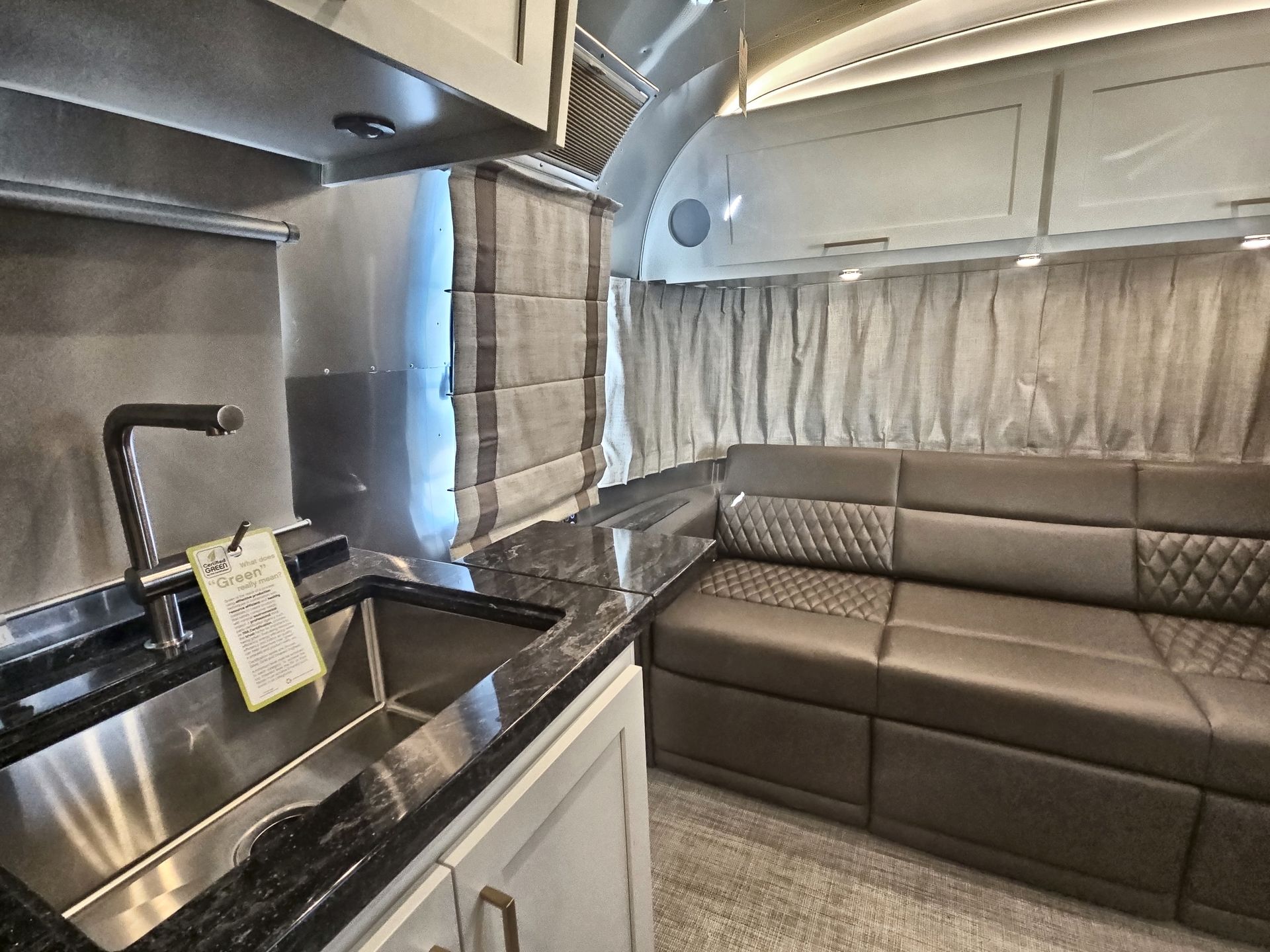 2026 Airstream 28RBQ Base