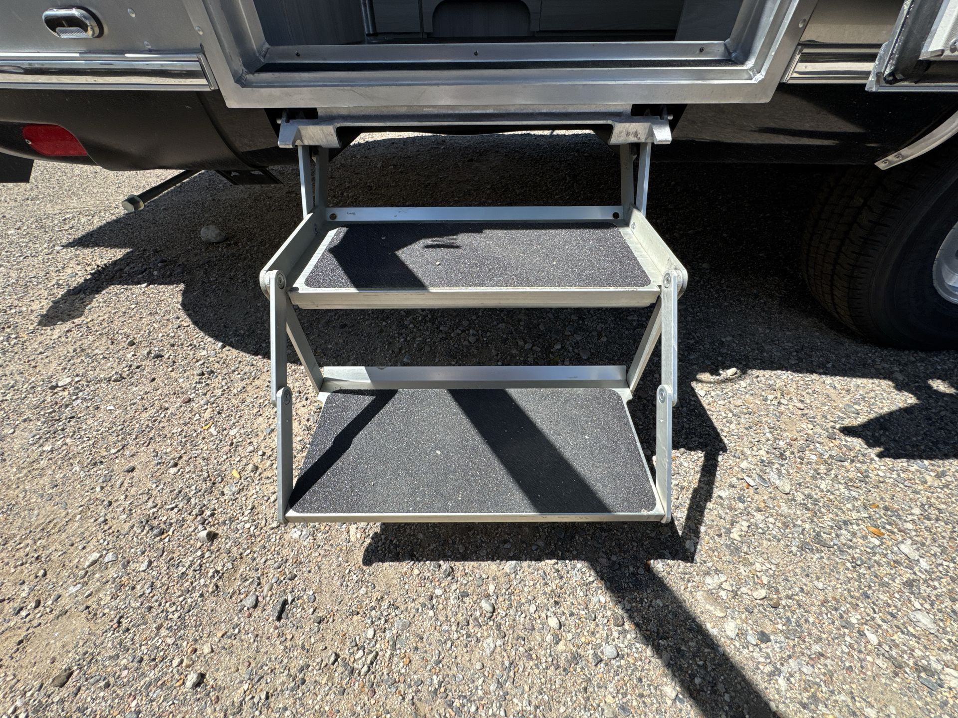 2026 Airstream 25FBQ Base