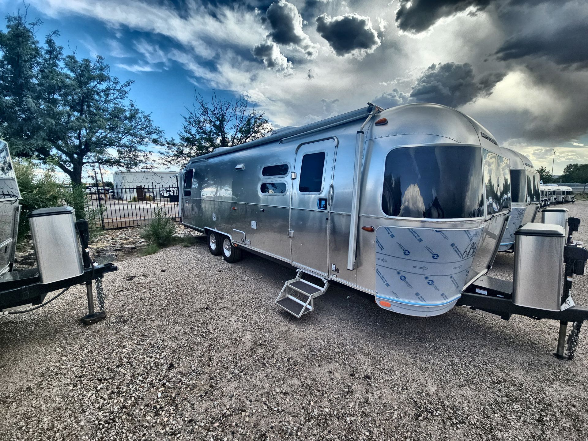 2025 Airstream 30RBQ Base
