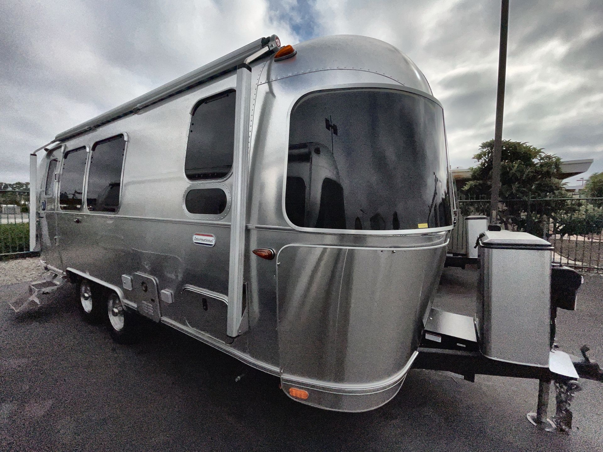 2025 Airstream 23FBQ Base