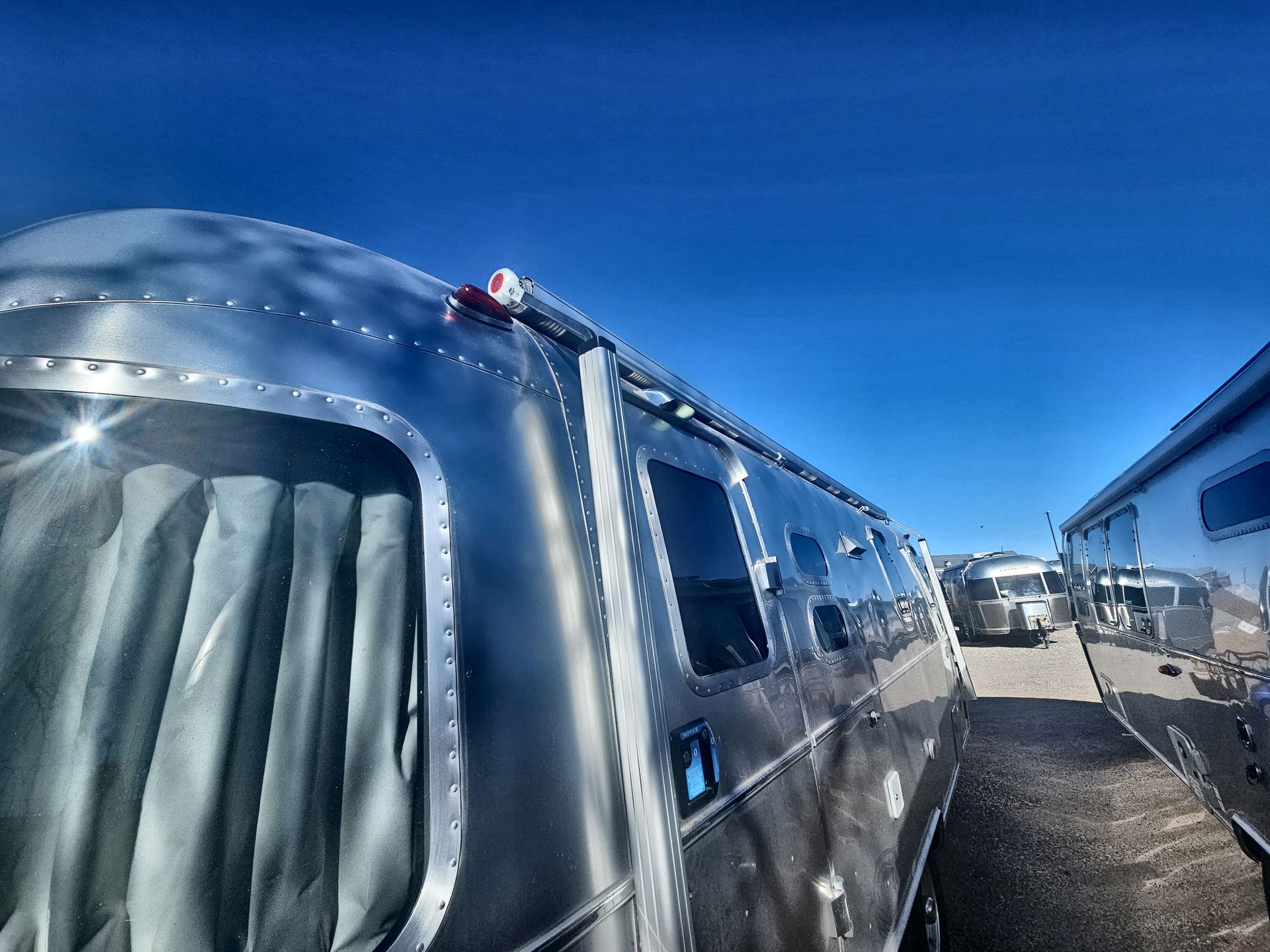 2026 Airstream 25FBQ Base