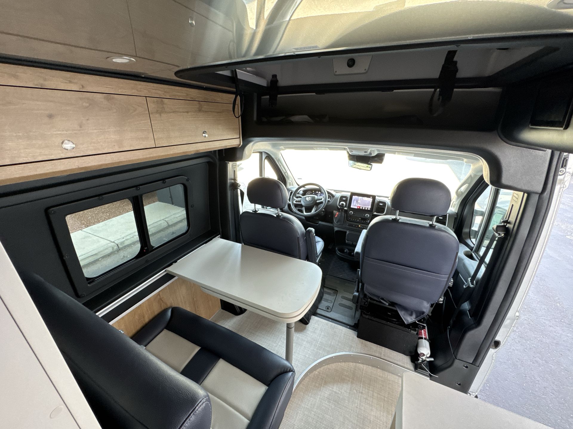 2026 Airstream Rangeline Base