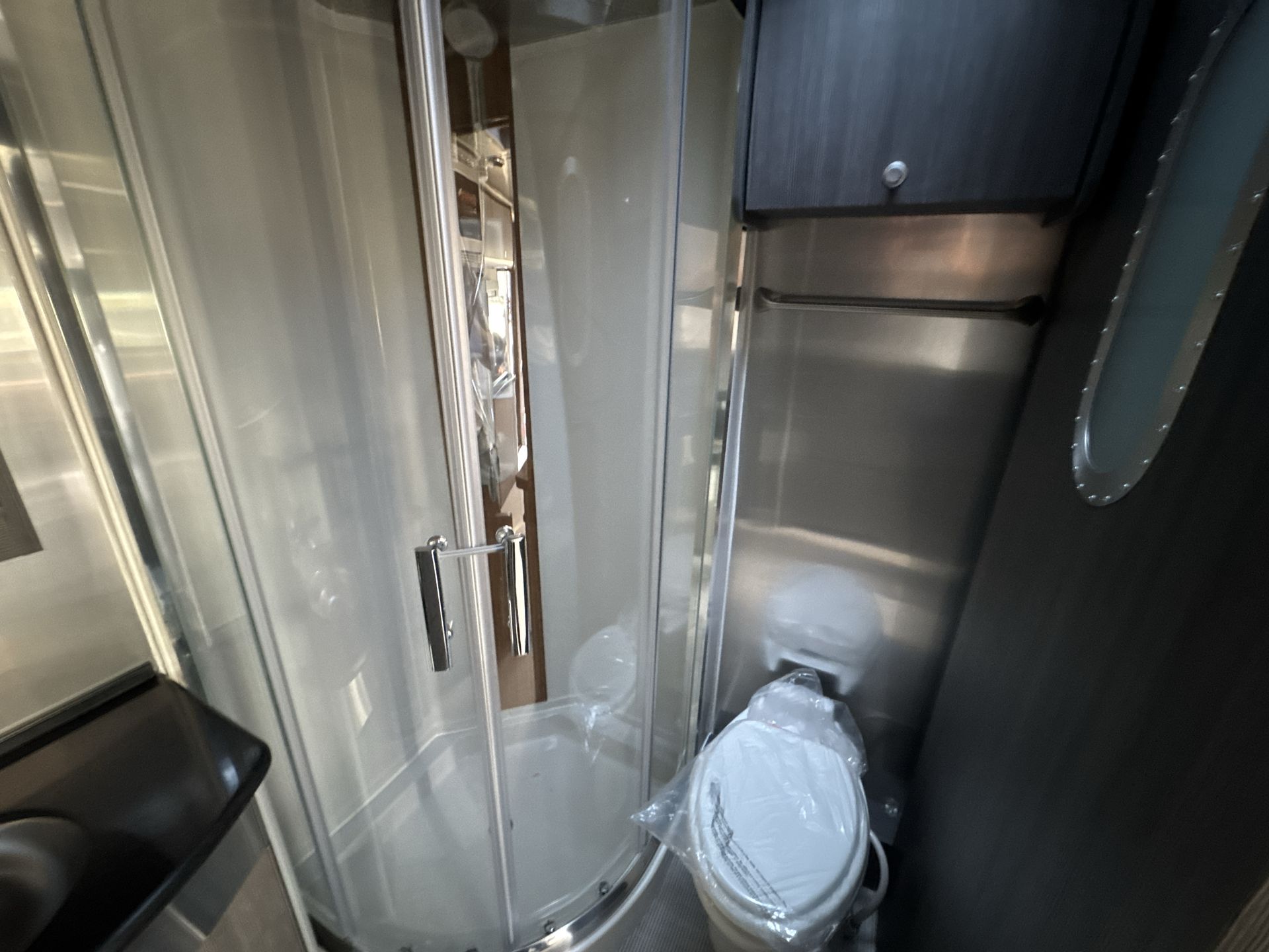 2025 Airstream Murphy Suite Base