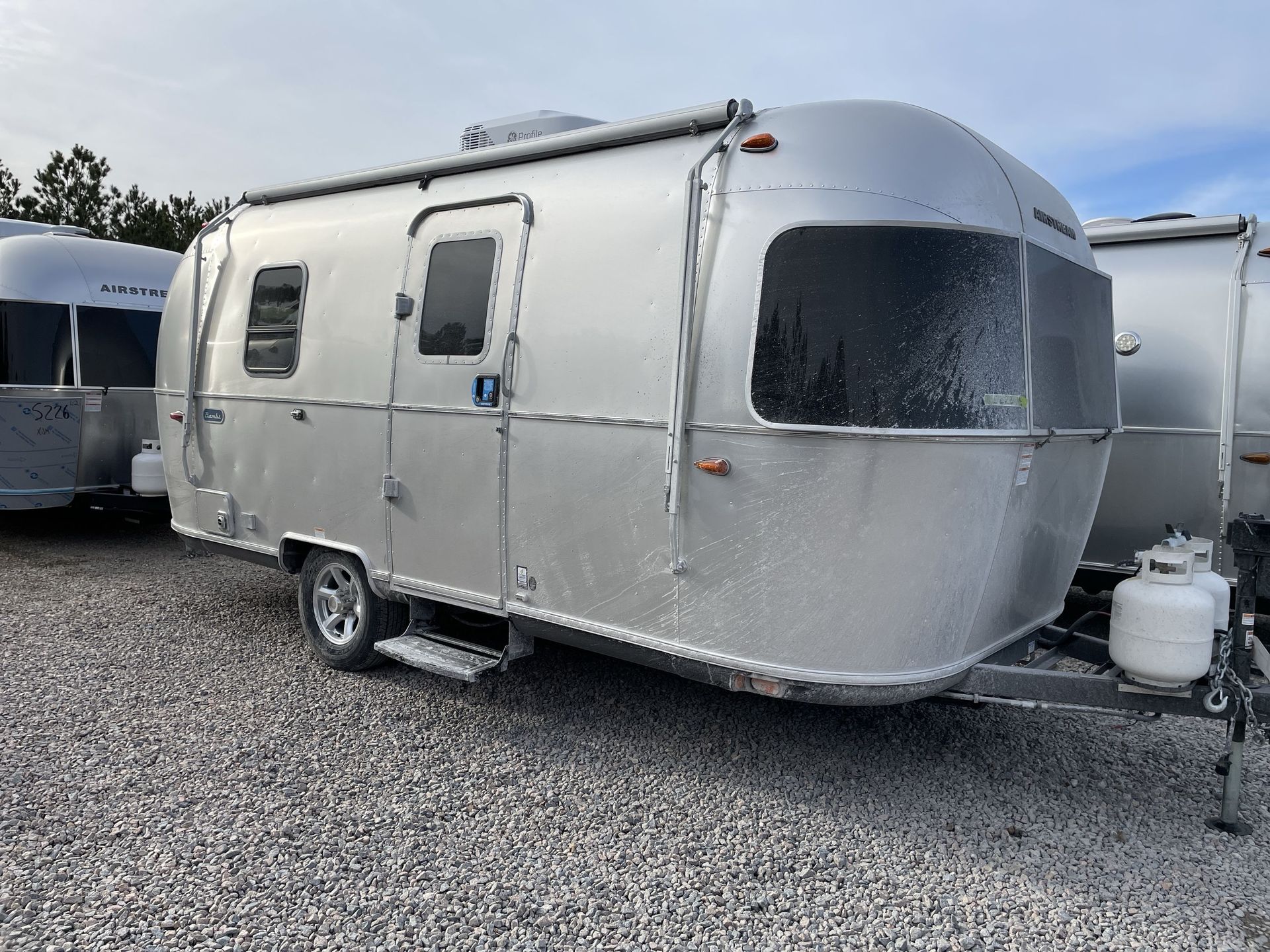2025 Airstream 20FB Base