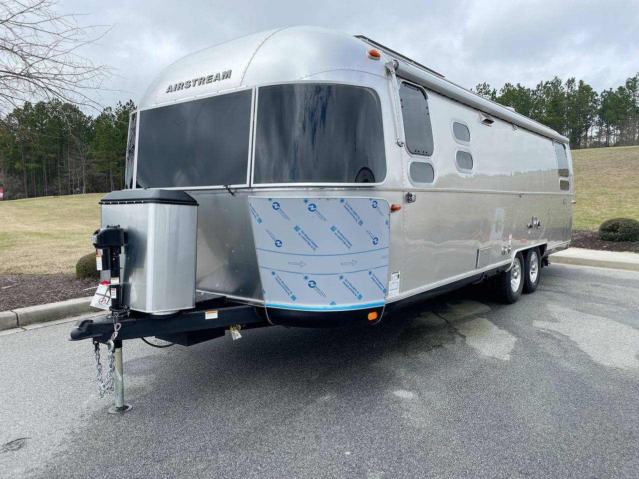 2026 Airstream 28RBQ Base