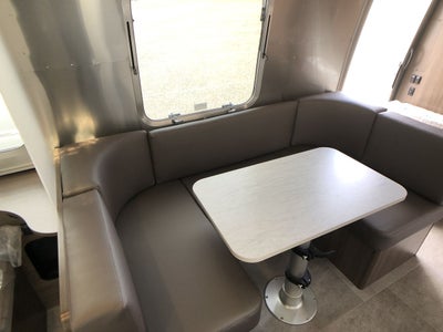 2026 Airstream 22FB Base