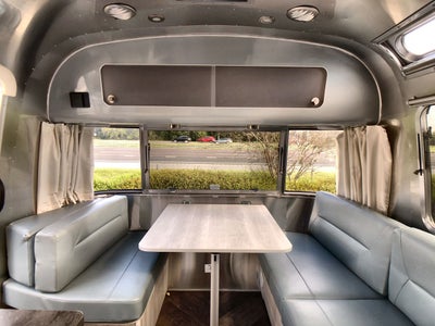 2026 Airstream 25FBQ Base