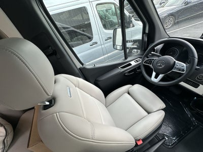 2026 Airstream Murphy Suite Base