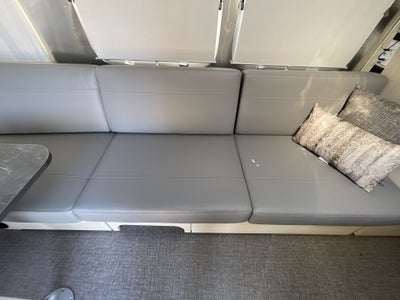 2026 Airstream 25FBQ Base