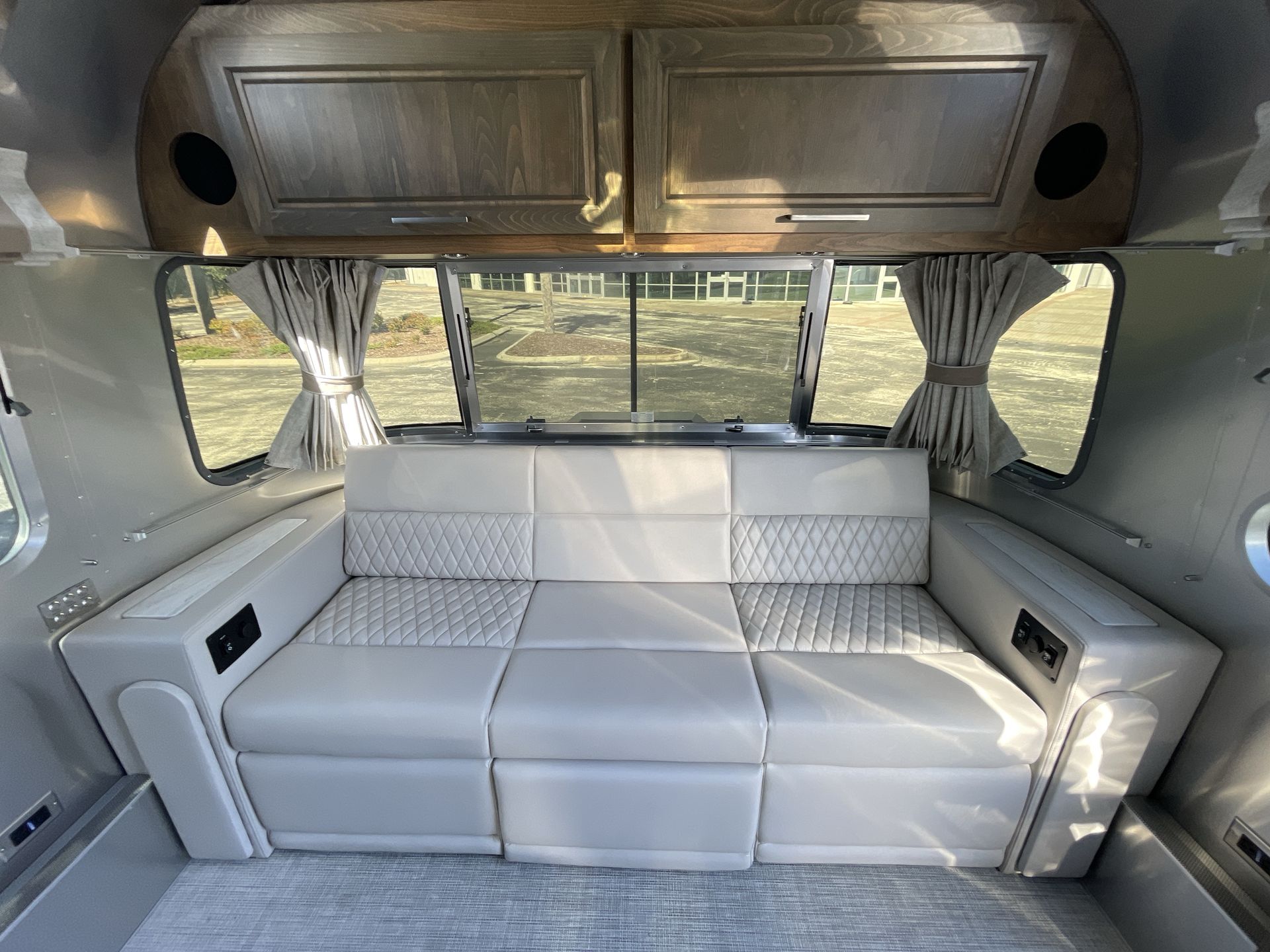 2026 Airstream 30RBQ Base