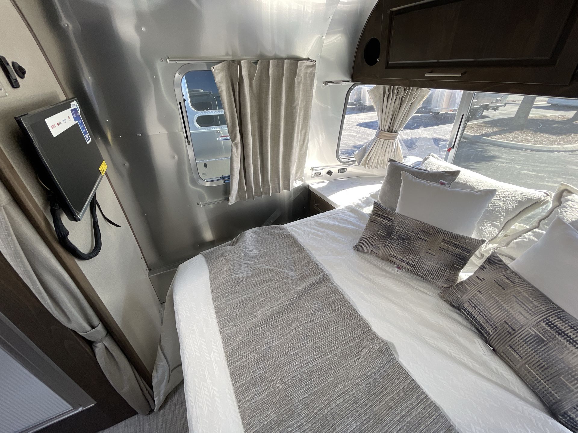 2026 Airstream 30RBQ Base