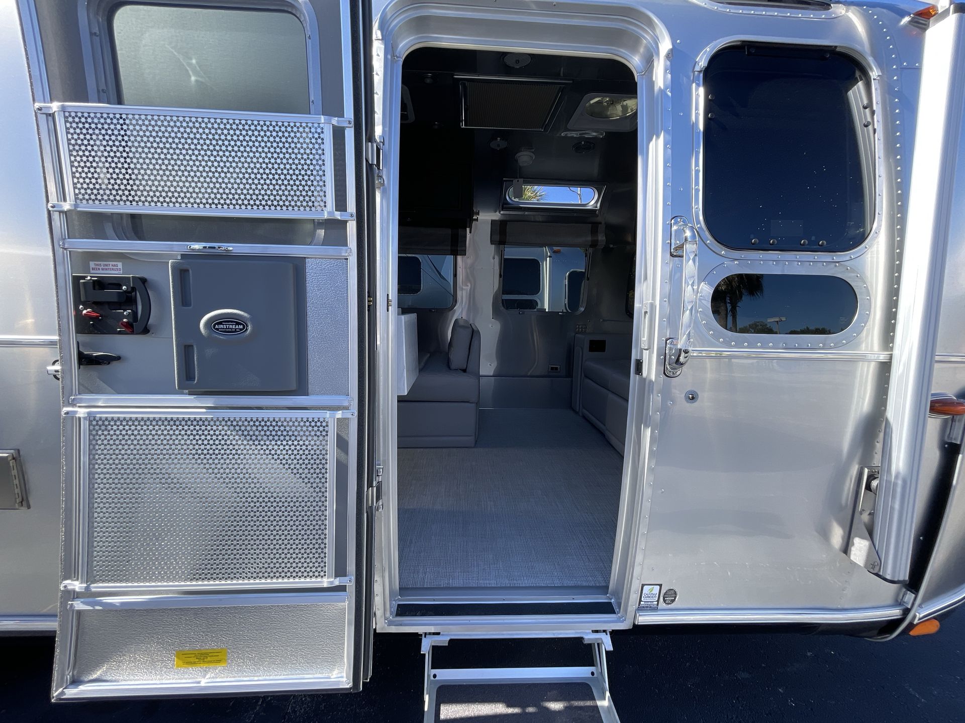 2026 Airstream 30RBQ Base