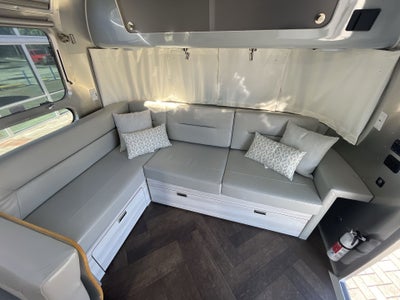 2026 Airstream 30RBQ Base