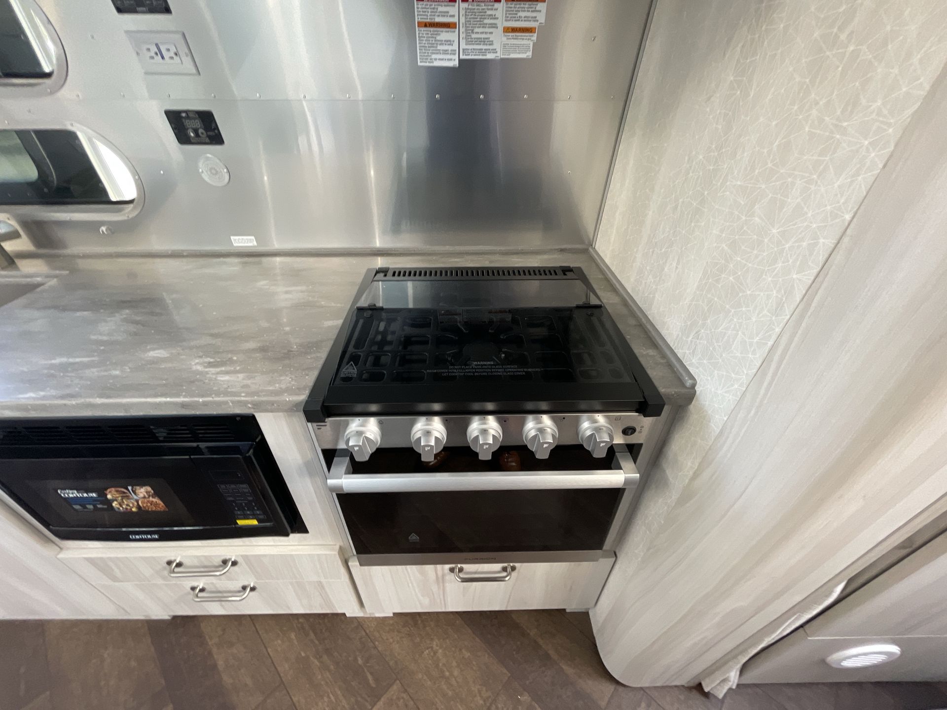 2026 Airstream 30RBQ Base