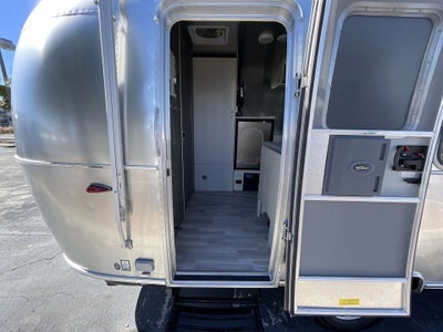 2026 Airstream 22FB Base