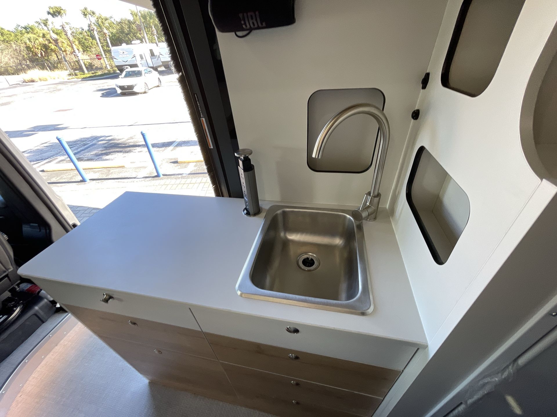 2026 Airstream Rangeline Base