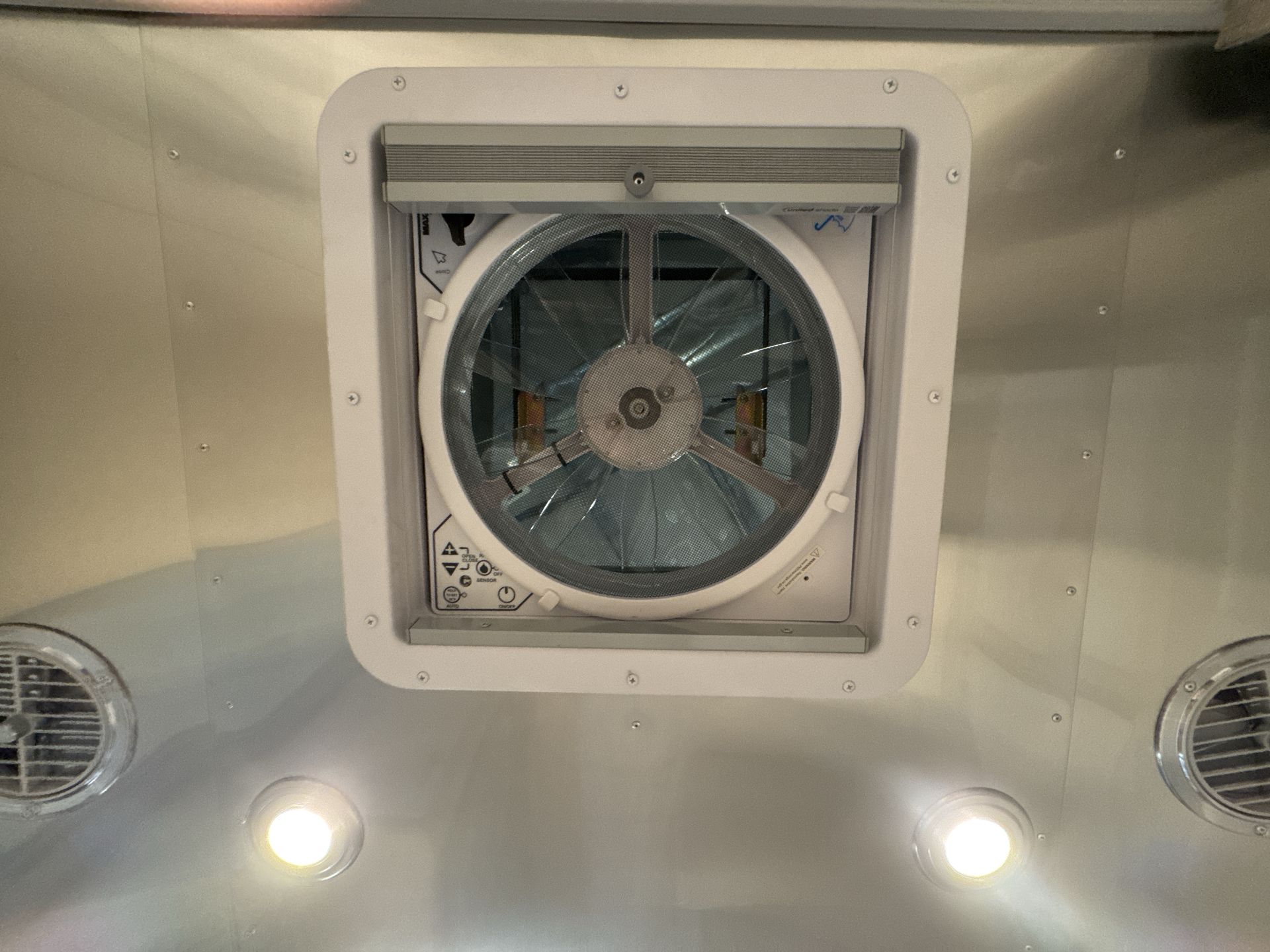 2026 Airstream 20FB Base