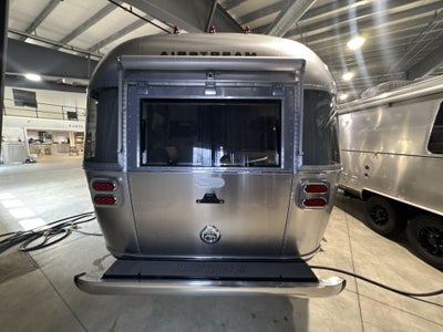 2026 Airstream 25FBQ Base