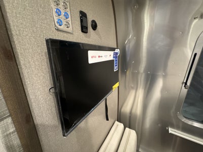 2026 Airstream 30RBQ Base