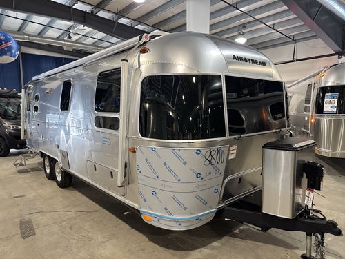 2026 Airstream 27FBT Base