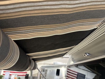 2026 Airstream 27FBT Base