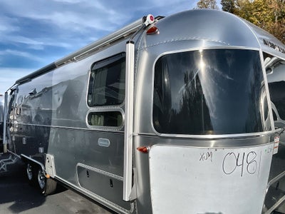 2026 Airstream 27FBT Base