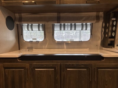 2026 Airstream 33FBT Base