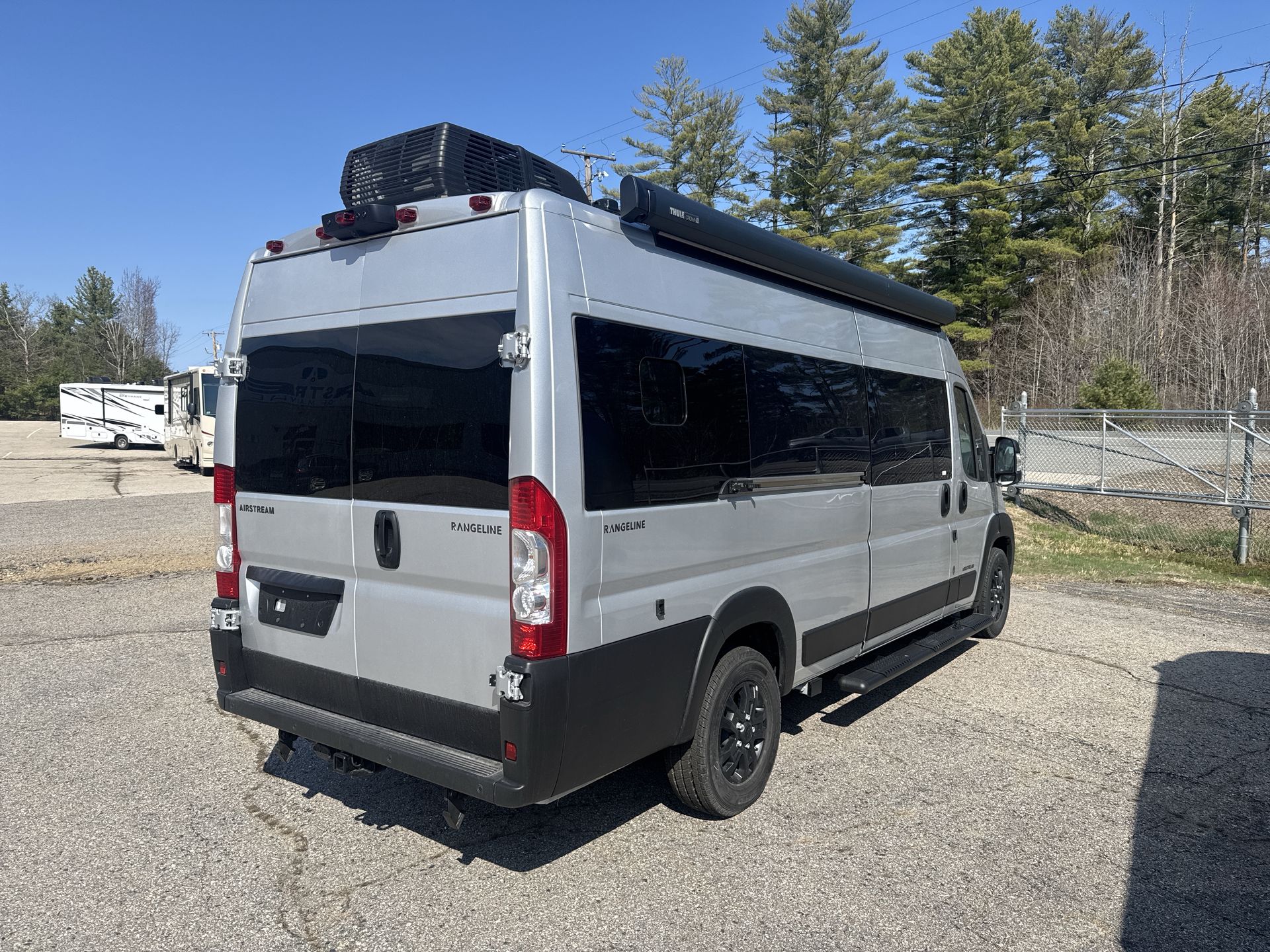 2025 Airstream Rangeline Base