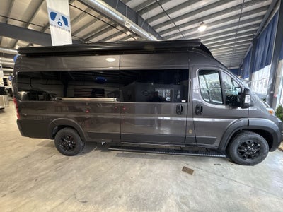 2026 Airstream Rangeline Base