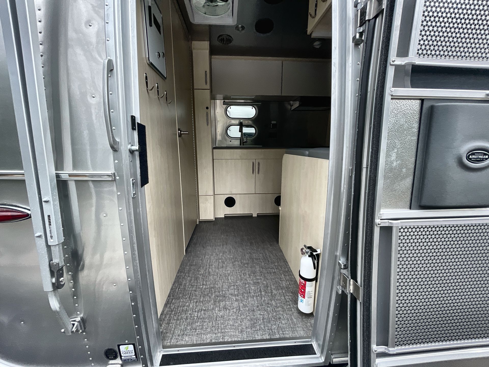 2026 Airstream 23FBT Base