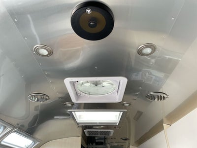 2025 Airstream 30FBBQ Base