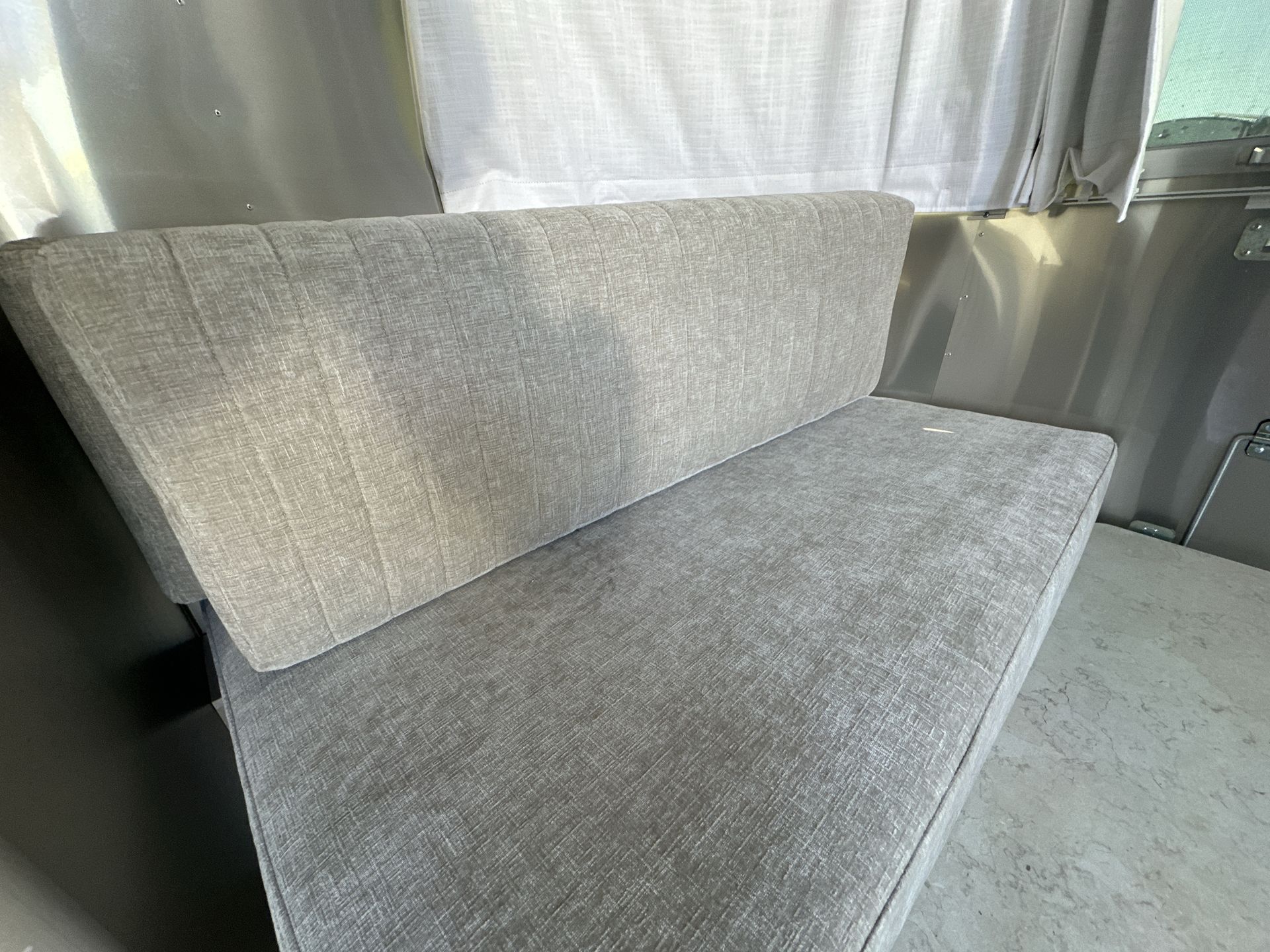 2026 Airstream 16RB Base