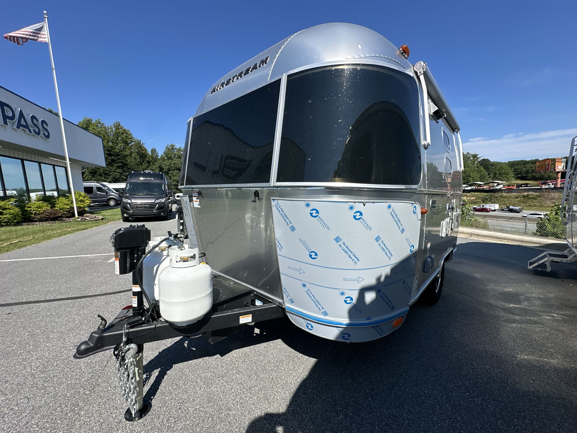 2026 Airstream 16RB Base