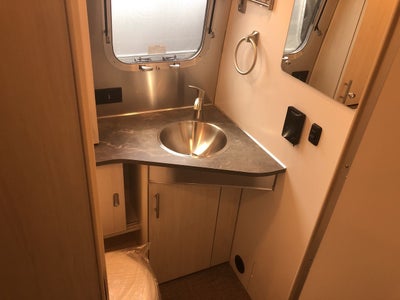 2026 Airstream 25FBT Base