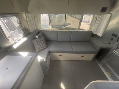 2026 Airstream 28RBQ Base