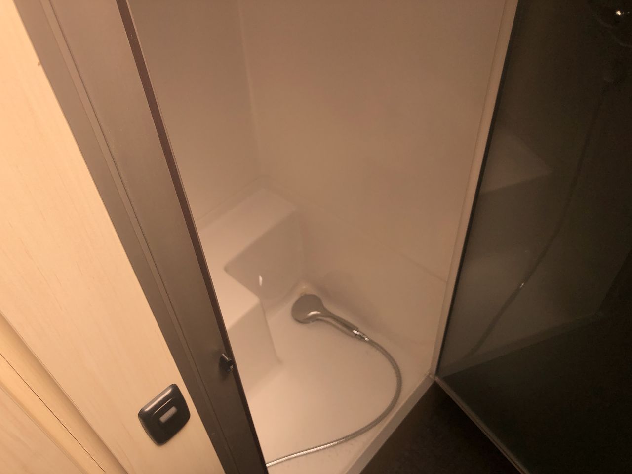 2026 Airstream 27FBT Base