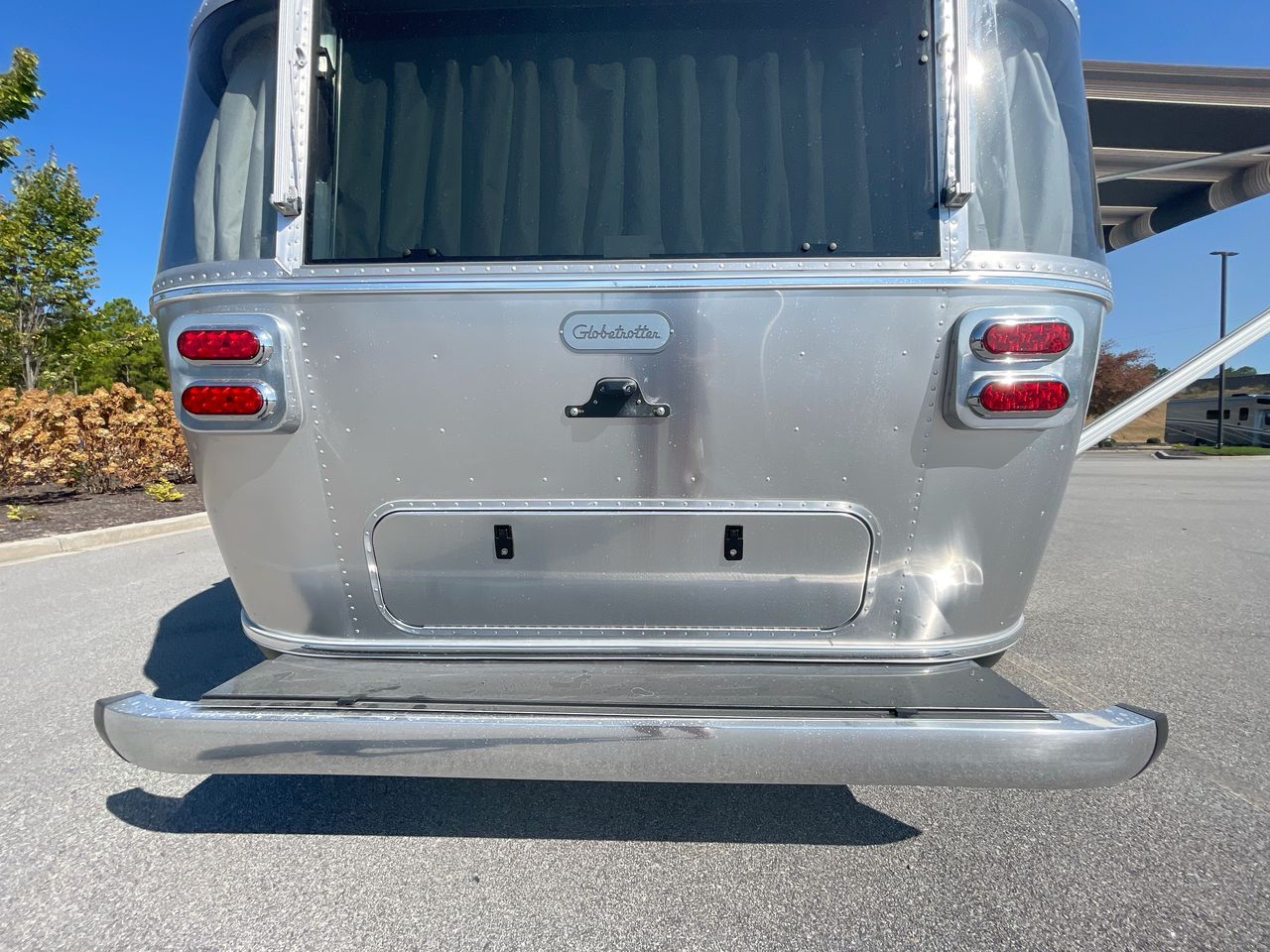 2026 Airstream 27FBQ Base