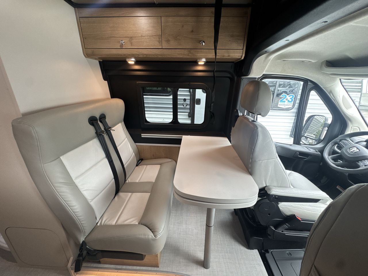 2026 Airstream Rangeline Base