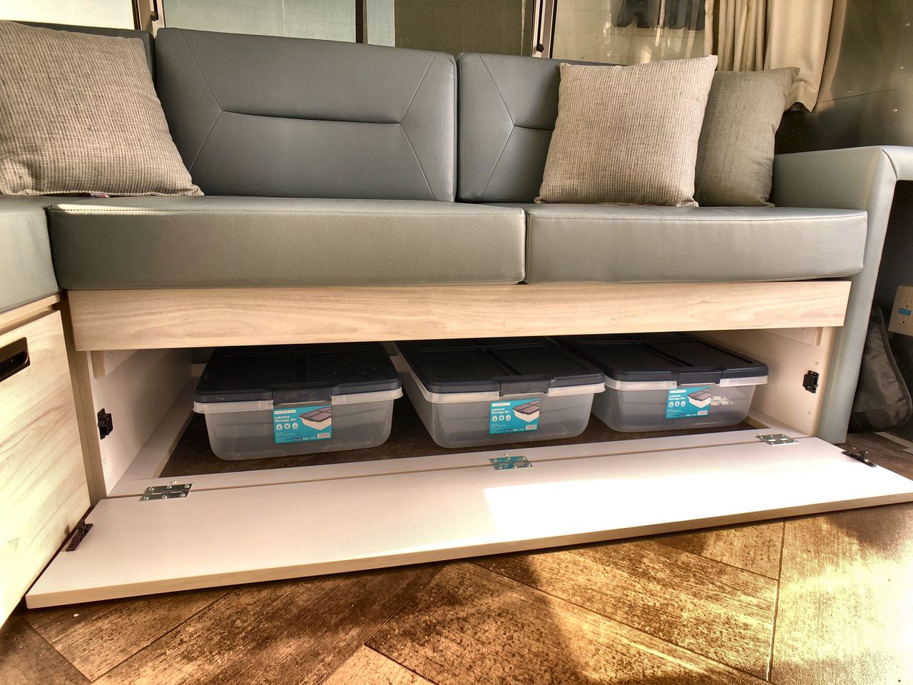 2026 Airstream 28RBT Base