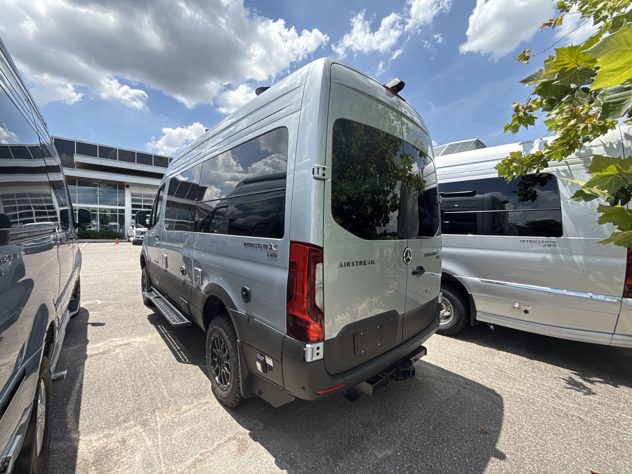 2025 Airstream 19X Base