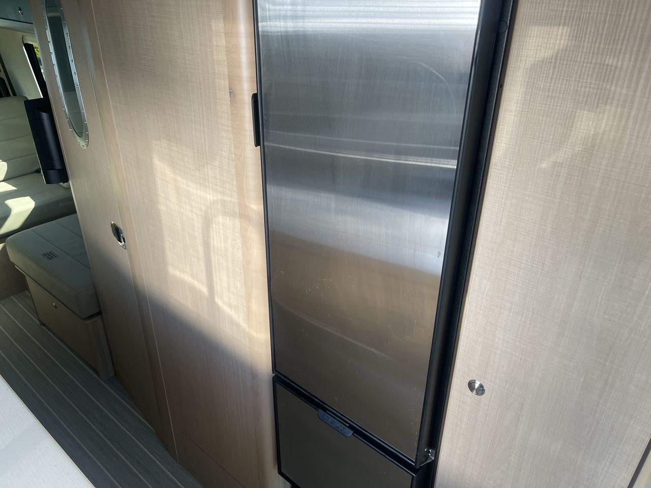 2026 Airstream 24GT Tommy Bahama Base