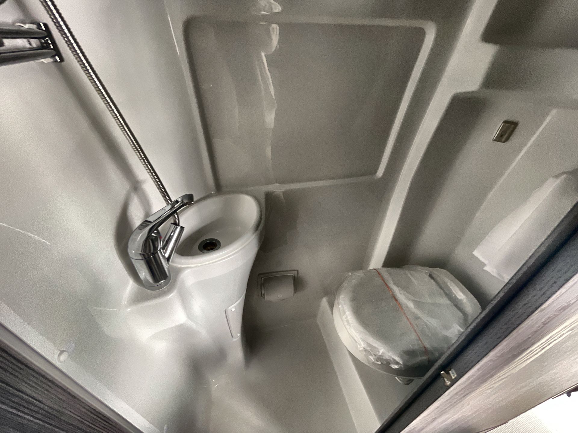 2026 Airstream 24GT Base