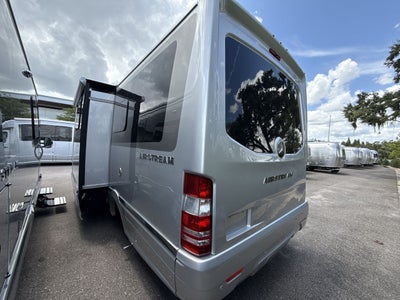2026 Airstream Murphy Suite Base