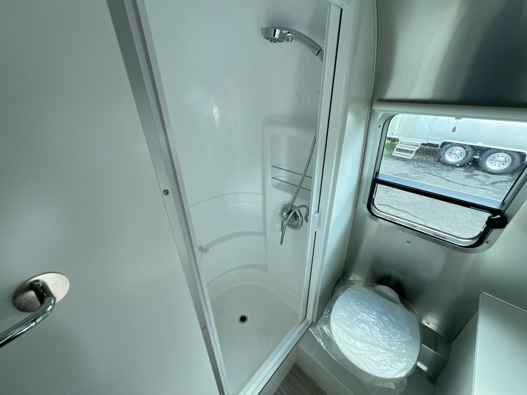 2026 Airstream 20FB Base