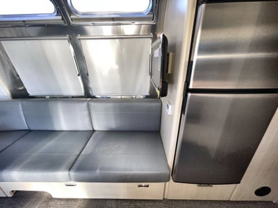 2026 Airstream 25FBT Base